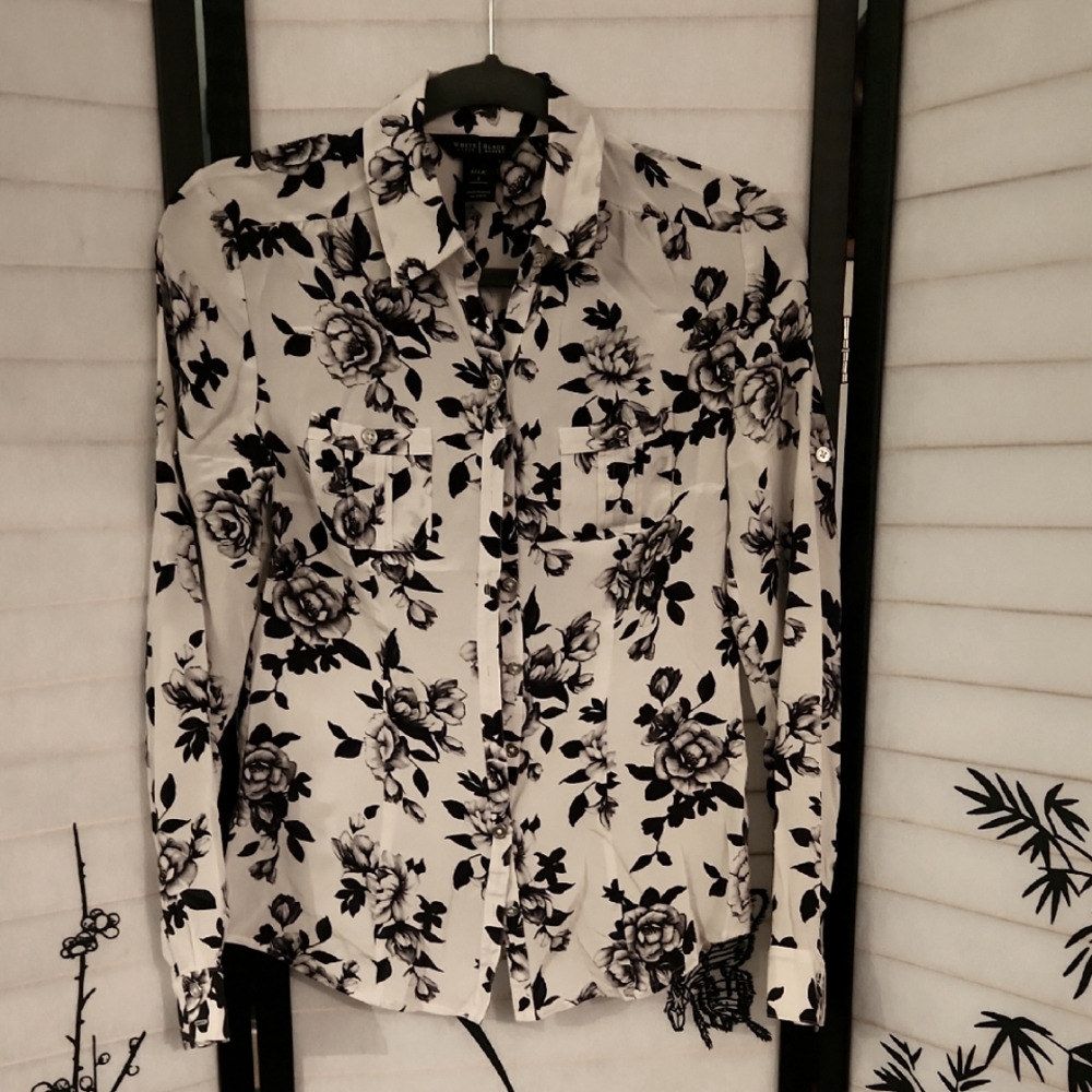 Floral Black and White Silk Rose Women's Top EUC